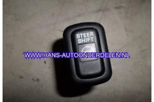 Gebrauchte Schalter Daihatsu YRV (M2) 1.3 16V DVVT Preis € 10,00 Margenregelung angeboten von Hans Auto Onderdelen