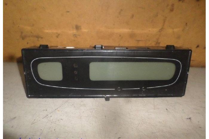 Begagnade Innerdisplay Renault Laguna II Grandtour (KG) 1.8 16V Pris € 15,00 Marginaltabell erbjuds av Hans Auto Onderdelen