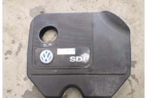 Usados Cuerpo de filtro de aire Volkswagen Polo IV (9N1/2/3) 1.9 SDI Precio € 20,00 Norma de margen ofrecido por Hans Auto Onderdelen