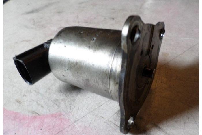 Gebrauchte AGR Ventil Volvo S40 (VS) 1.9 D 115 Preis € 25,00 Margenregelung angeboten von Hans Auto Onderdelen