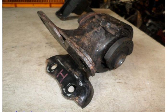 Used Engine mount Mazda 6 Sportbreak (GY19/89) 2.0 CiDT 16V Price € 15,00 Margin scheme offered by Hans Auto Onderdelen