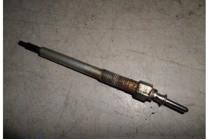 Gebrauchte Glühkerze Opel Corsa C (F08/68) 1.7 DTI 16V Preis € 10,00 Margenregelung angeboten von Hans Auto Onderdelen