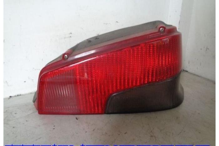 Taillight, right from a Peugeot 106 I 1.1 i XN,XR,XT 1994
