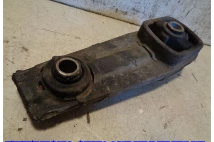 Usagé Support moteur Peugeot 207/207+ (WA/WC/WM) 1.4 Prix € 10,00 Règlement à la marge proposé par Hans Auto Onderdelen