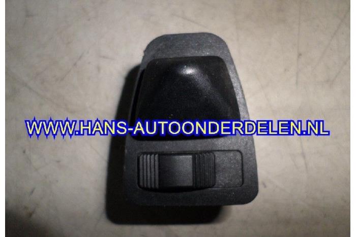 Wing mirror switch