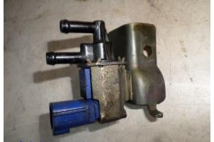 Used Vacuum valve Nissan Almera (N16) 1.8 16V Price € 15,00 Margin scheme offered by Hans Auto Onderdelen