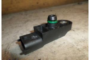 Begagnade MAP-sensor (insugsrör) Renault Megane II CC (EM) 1.5 dCi FAP Pris € 6,00 Marginaltabell erbjuds av Hans Auto Onderdelen