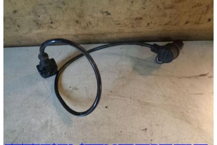 Begagnade Vevaxelsensor Fiat Doblo Cargo (223) 1.9 D Pris € 15,00 Marginaltabell erbjuds av Hans Auto Onderdelen