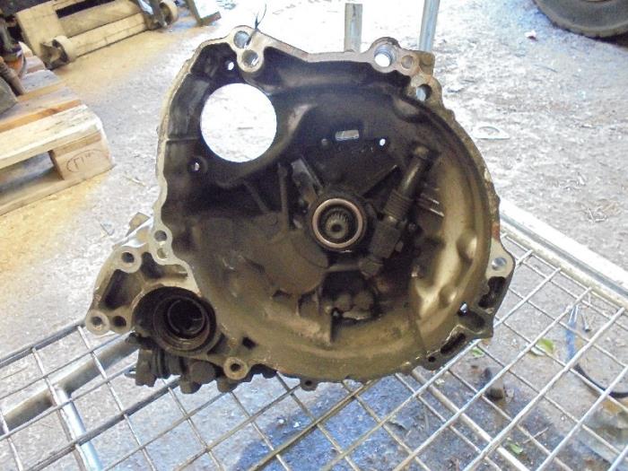Getriebe van een Daihatsu Cuore (L251/271/276) 1.0 12V DVVT 2003