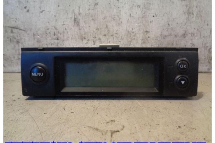 Begagnade Innerdisplay Nissan Micra (K12) 1.5 dCi 65 Pris € 25,00 Marginaltabell erbjuds av Hans Auto Onderdelen
