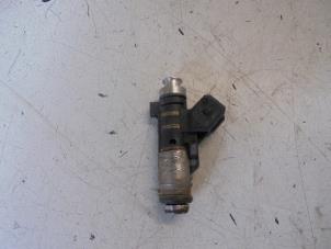 Used Injector (petrol injection) Peugeot 206 (2A/C/H/J/S) 1.4 XR,XS,XT,Gentry Price € 20,00 Margin scheme offered by Hans Auto Onderdelen