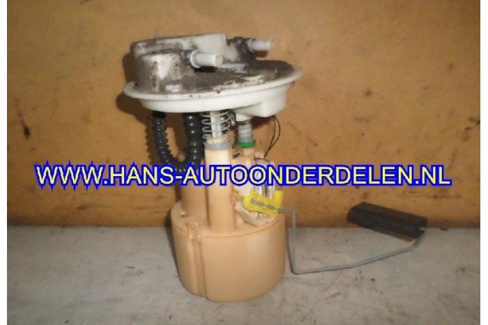 Usagé Pompe à carburant Renault Clio II (BB/CB) 1.4 Prix € 25,00 Règlement à la marge proposé par Hans Auto Onderdelen