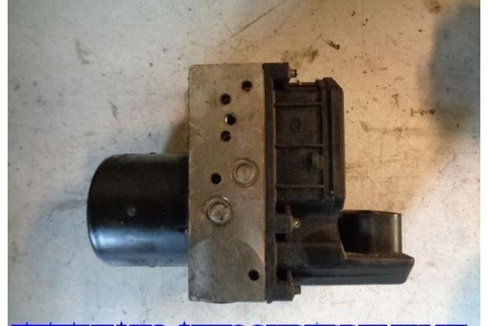 Begagnade ABS-pump Seat Cordoba (6L2) 1.9 TDI Pris € 30,00 Marginaltabell erbjuds av Hans Auto Onderdelen