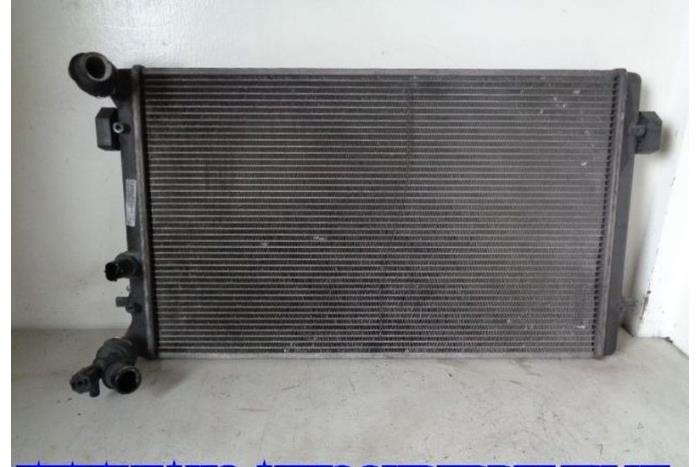 Usagé Radiateur Seat Toledo (1M2) 1.9 TDI 110 Prix € 25,00 Règlement à la marge proposé par Hans Auto Onderdelen