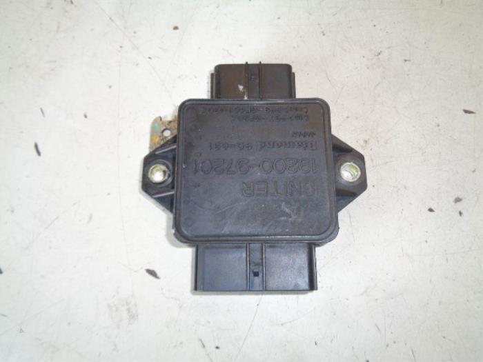 Używane Modul zaplonowy Daihatsu Cuore (L251/271/276) 1.0 12V DVVT Cena € 15,00 Procedura marży oferowane przez Hans Auto Onderdelen