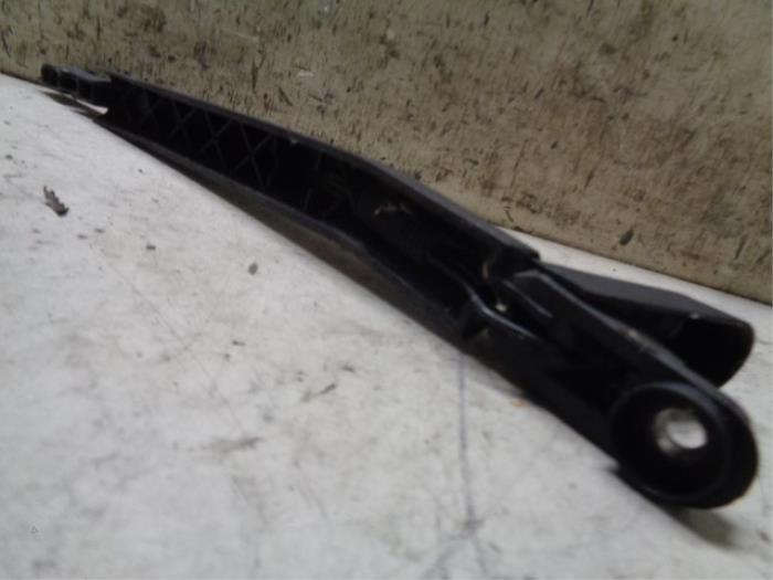 Rear wiper arm Opel Corsa D 1.2 16V 55701469
