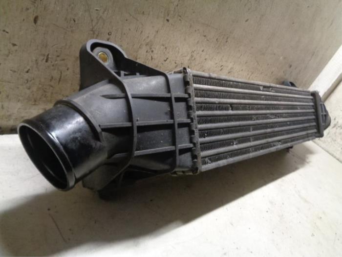 Used Intercooler Ford Mondeo III Wagon 2.0 TDCi 115 16V Price € 15,00 Margin scheme offered by Hans Auto Onderdelen