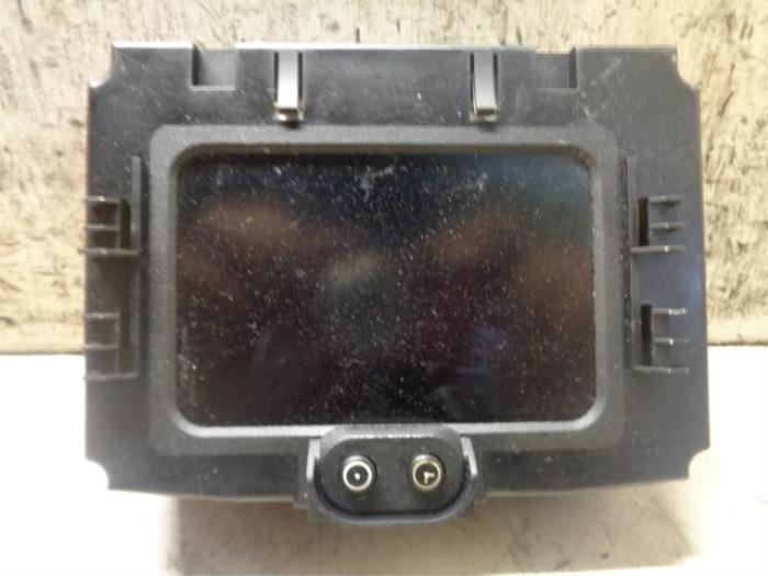 Begagnade Innerdisplay Opel Zafira (F75) 1.6 16V Pris € 15,00 Marginaltabell erbjuds av Hans Auto Onderdelen