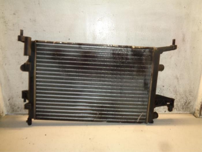 Radiator Opel Corsa C 1.0 12V 9201955 Z10XEEURO