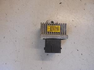 Used Glow plug relay Renault Twingo II (CN) 1.5 dCi 90 FAP Price € 20,00 Margin scheme offered by Hans Auto Onderdelen