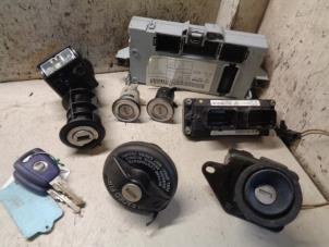 Used Set of locks Fiat Punto II (188) 1.2 60 S Price € 90,00 Margin scheme offered by Hans Auto Onderdelen