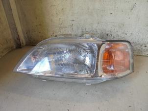 Used Headlight, left Honda Civic (MA/MB) 1.4iS 16V Price € 25,00 Margin scheme offered by Hans Auto Onderdelen