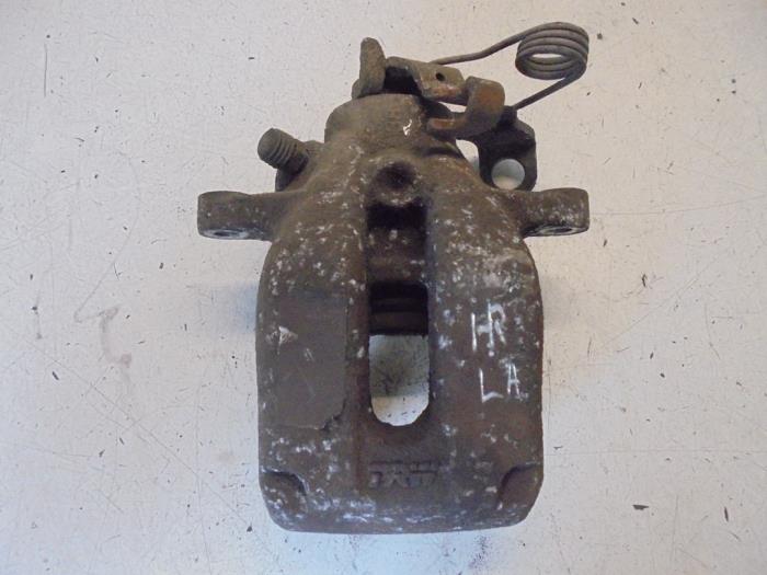 Gebrauchte Bremszange links hinten Peugeot 407 SW (6E) 1.8 16V Preis € 30,00 Margenregelung angeboten von Hans Auto Onderdelen
