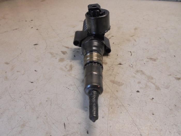 Usagé Injecteurs Audi A6 (C6) 2.0 TDI 16V Prix € 70,00 Règlement à la marge proposé par Hans Auto Onderdelen