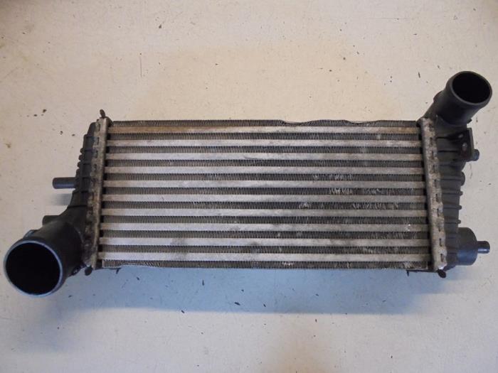 Used Intercooler Ford Focus 3 Wagon 1.6 TDCi Price € 40,00 Margin scheme offered by Hans Auto Onderdelen