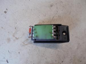 Used Heater resistor Ford Transit Connect 1.8 TDCi 90 Price € 15,00 Margin scheme offered by Hans Auto Onderdelen