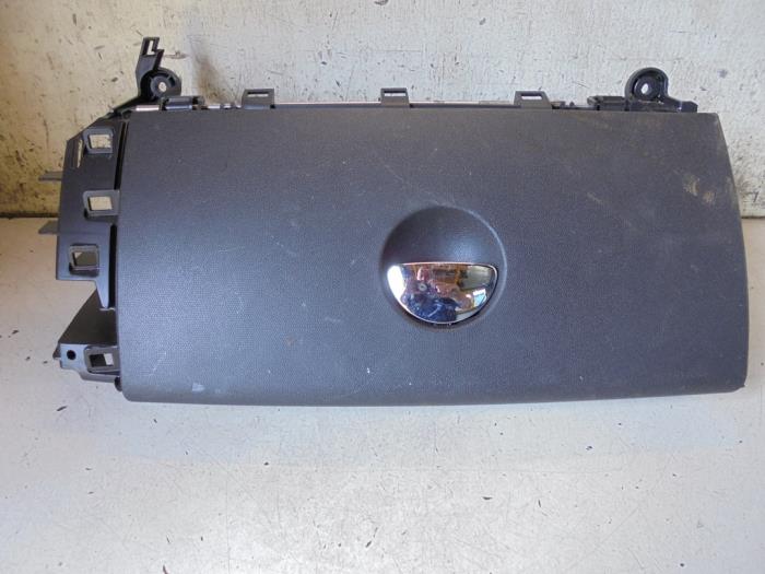 Begagnade Handskfack Mini Countryman (R60) 1.6 16V Cooper S ALL4 Pris € 45,00 Marginaltabell erbjuds av Hans Auto Onderdelen