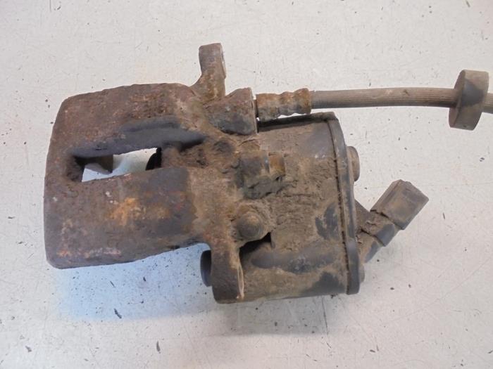Brake caliper carrier