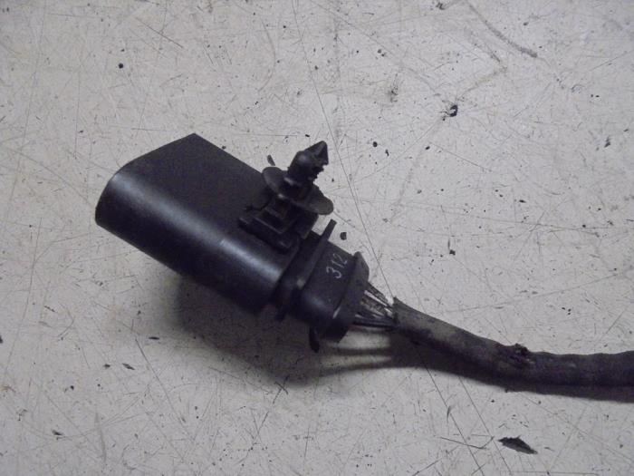 Usados Sonda Lambda Seat Ibiza III (6L1) 1.2 12V Precio € 20,00 Norma de margen ofrecido por Hans Auto Onderdelen