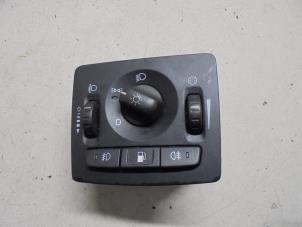 Used Light switch Volvo V50 (MW) 2.0 D 16V Price € 35,00 Margin scheme offered by Hans Auto Onderdelen