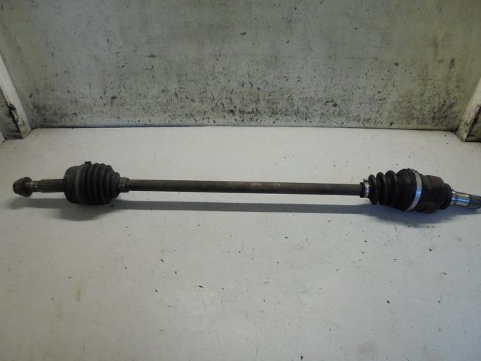 Front drive shaft, right from a Citroën C1 1.0 12V 2007