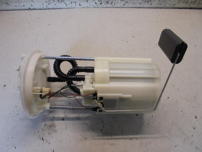 Electric fuel pump from a Lancia Musa 1.4 16V 2009
