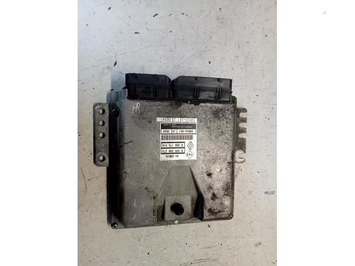 Used Engine management computer Renault Vel Satis (BJ) 3.5 V6 24V Autom. Price € 50,00 Margin scheme offered by Hans Auto Onderdelen