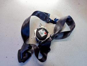 Used Front seatbelt, left Opel Corsa E 1.4 16V Price € 50,00 Margin scheme offered by Hans Auto Onderdelen