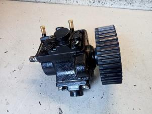 Used Mechanical fuel pump Opel Astra H (L48) 1.9 CDTi 16V 120 Price € 135,00 Margin scheme offered by Hans Auto Onderdelen