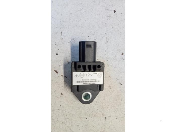 Begagnade Airbagsensor Fiat Idea (350AX) 1.4 16V Pris € 40,00 Marginaltabell erbjuds av Hans Auto Onderdelen