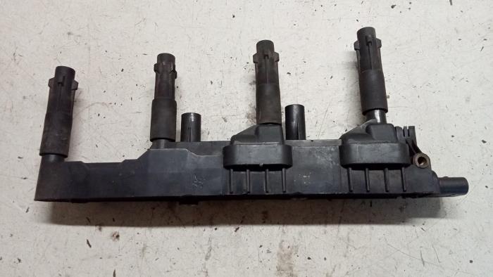 Ignition coil from a Mercedes-Benz A (W168) 1.6 A-160 2004
