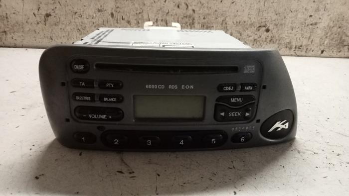 Radio from a Ford Ka I 1.3i 2005