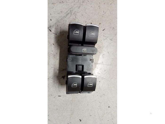 Usados Interruptor combinado de ventanillas Volkswagen Jetta III (1K2) 2.0 TDI 16V 140 Precio € 10,00 Norma de margen ofrecido por Hans Auto Onderdelen