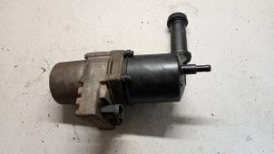 Used Power steering pump Peugeot 307 (3A/C/D) 2.0 HDi 90 Price € 75,00 Margin scheme offered by Hans Auto Onderdelen