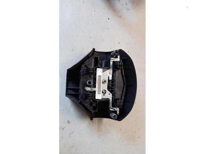 Steering wheel from a Peugeot 206 (2A/C/H/J/S) 1.4 16V 2005