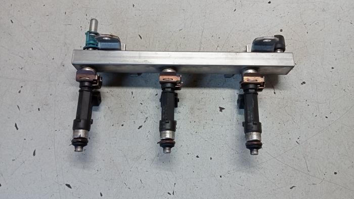 Gebrauchte Einspritzdüse (Einspritzer) Opel Agila (A) 1.0 12V Twin Port Preis € 40,00 Margenregelung angeboten von Hans Auto Onderdelen