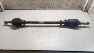 Used Front drive shaft, right Peugeot 106 II 1.1 XN,XR,XT,Accent Price € 30,00 Margin scheme offered by Hans Auto Onderdelen