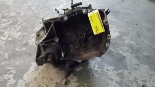 Used Gearbox Renault Clio II (BB/CB) 1.2 16V Price € 125,00 Margin scheme offered by Hans Auto Onderdelen
