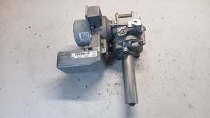 Used Power steering pump Mazda 2 (DE) 1.3 16V S-VT Price € 95,00 Margin scheme offered by Hans Auto Onderdelen