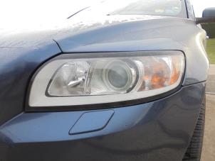 Used Headlight, left Volvo V50 (MW) 1.6 16V Price € 90,00 Margin scheme offered by Hans Auto Onderdelen